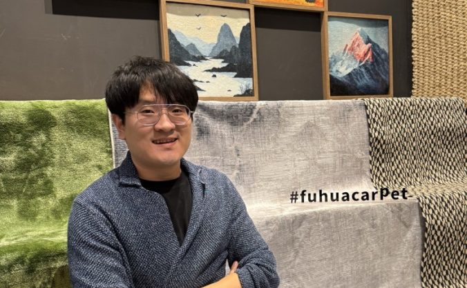 以行走世界為靈感的地毯藝術(shù)表達